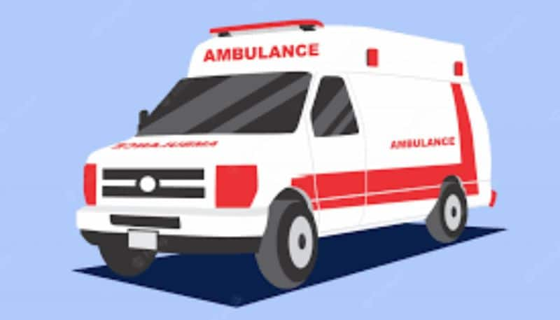 Four Safely Escaped  From Ambulance  accident  in Adilabad  District  lns 