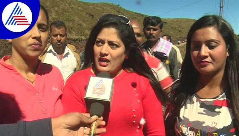 Tourists Rush to Visit Mullayanagiri Peak in Chikkamagaluru grg