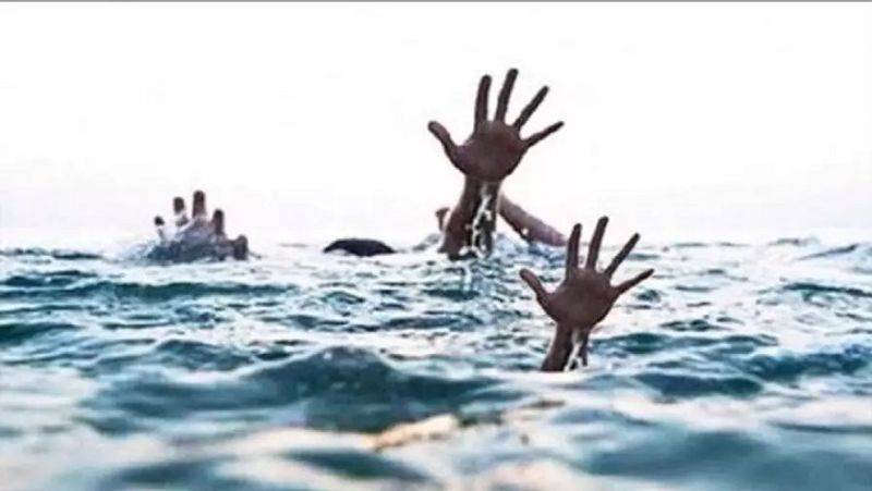 3 persons in a single family drowned sea water and died in puducherry