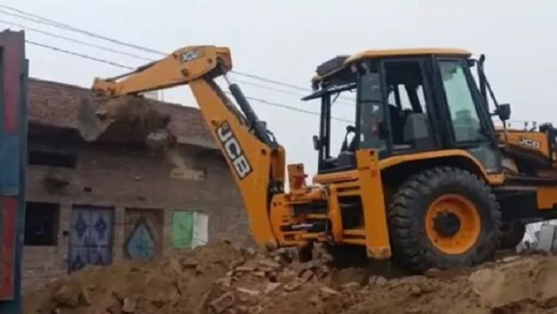 Minor gang rape case CM yogi sarkar demolish accuse sp leader bakery shop with bulldozer ckm