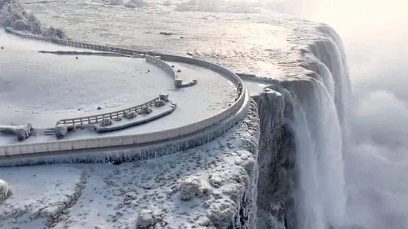 US Turns Niagara Falls Into Winter Wonderland