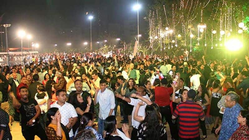 New Year celebration.. Public is not allowed on the Chennai beach