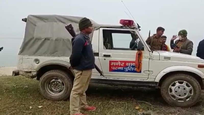 four accused made to push police vehicle after it ran out fuel in bihar kms