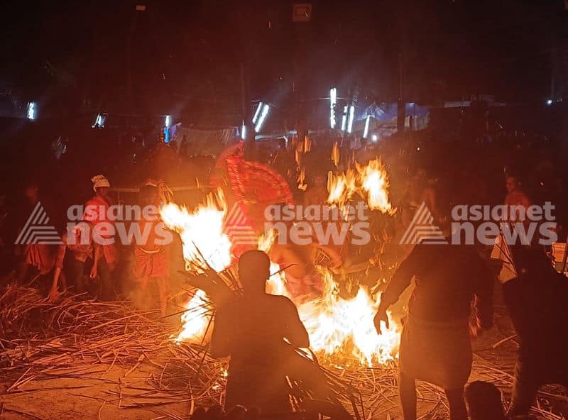 Interesting Story Of Kandanar Kelan Theyyam