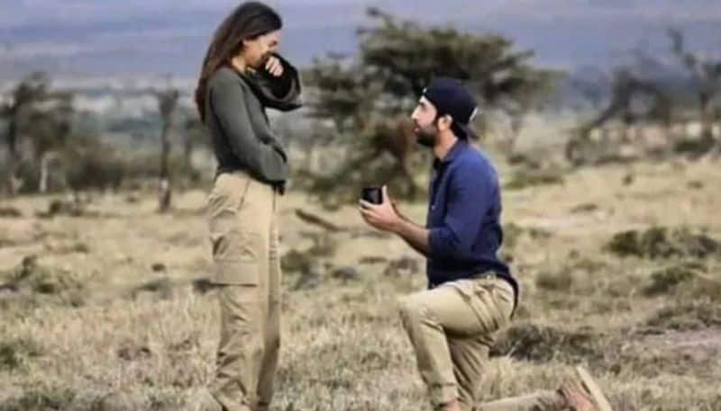 old picture of Ranbir Kapoor proposing to Alia Bhatt viral 