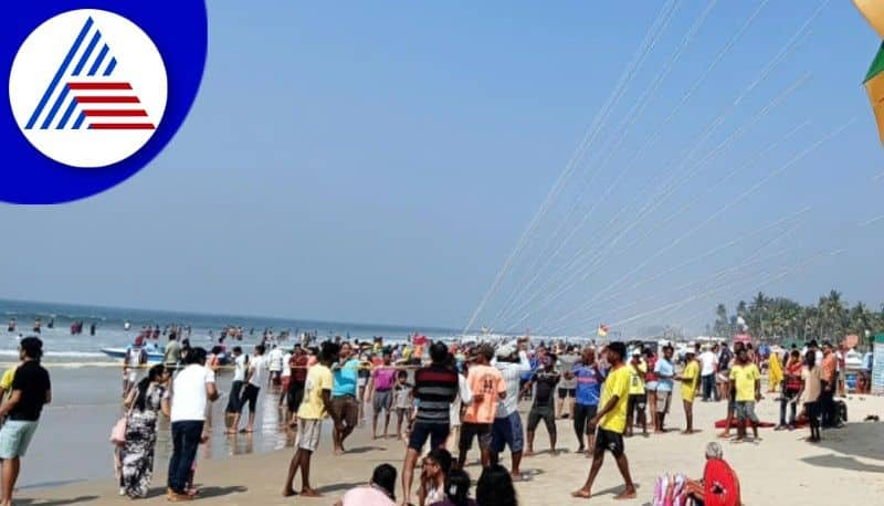 Countdown to Welcome the New Year Tourists flock to Karwar beach karwar rav