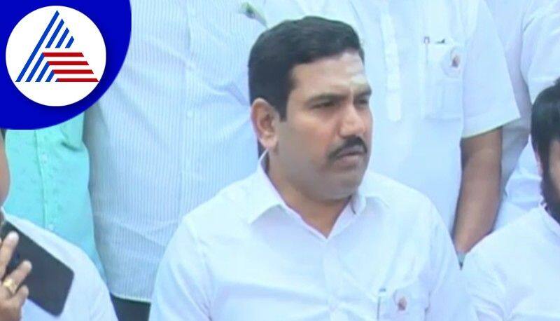 Yeddyurappa is busy in party organization say by vijayendra rav