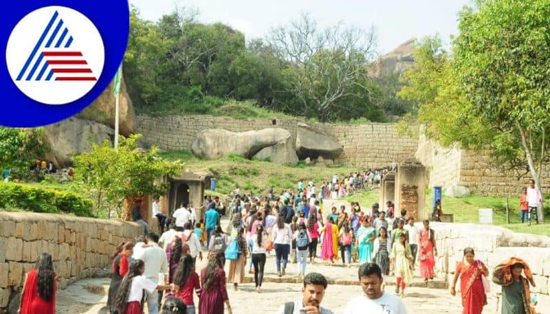 Millions of people participated in the New Year celebration at Chitradurga gow