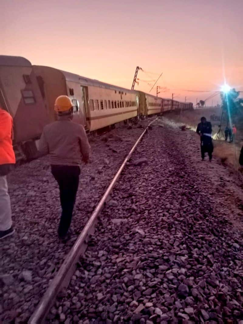 10 Wagons Of Goods Train Derail Near Delhi's Patel Nagar KRJ