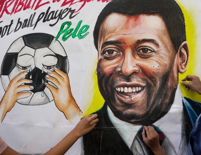 Pele 'would have been sad' at state of Brazil team, says son ahead of legend's first death anniversary snt