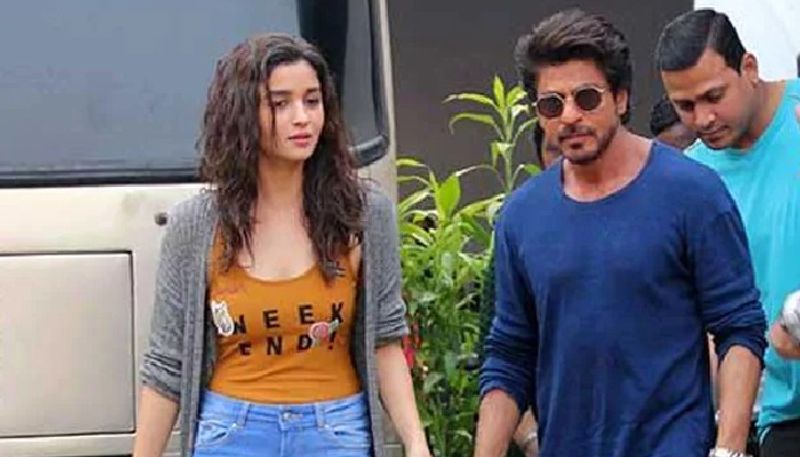 shah rukh khan calls alia bhatt as little amma bhatt kapoor 