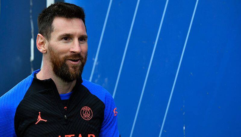 football Lionel Messi club future: PSG Paris Saint-Germain star informs Argentina teammates about decision; details here-ayh