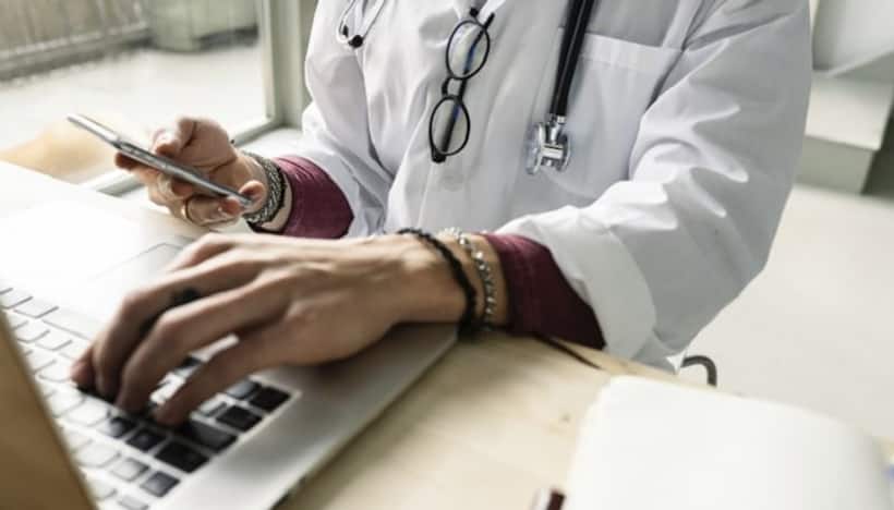 Maharashtra: Doctors' association go on strike as patient attacks two doctors with knife in Yavatmal