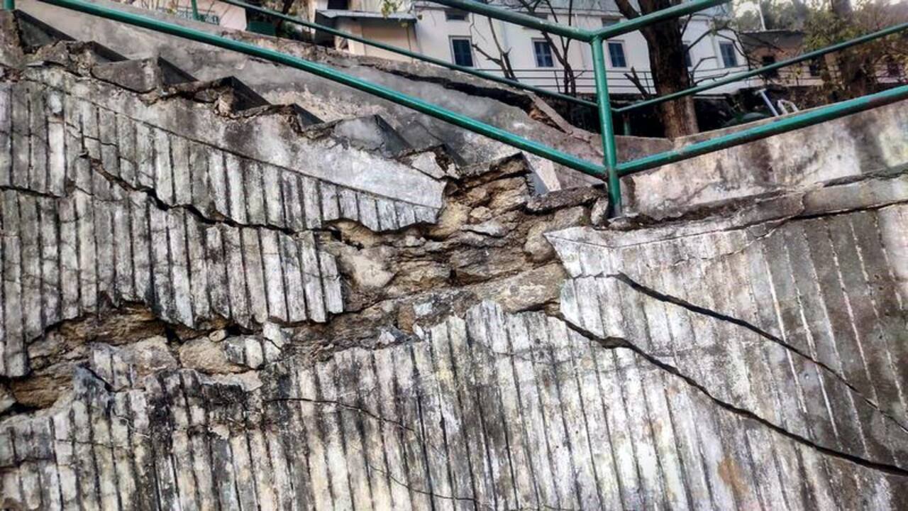 Joshimath sinking: Saving lives our first priority, says CM Dhami; orders evacuation, choppers on standby