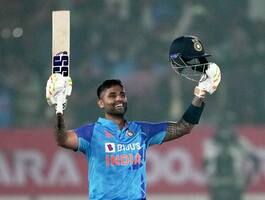 'Suryakumar Yadav can change the game by just scoring 30 to 50 runs' - Dinesh Chandimal