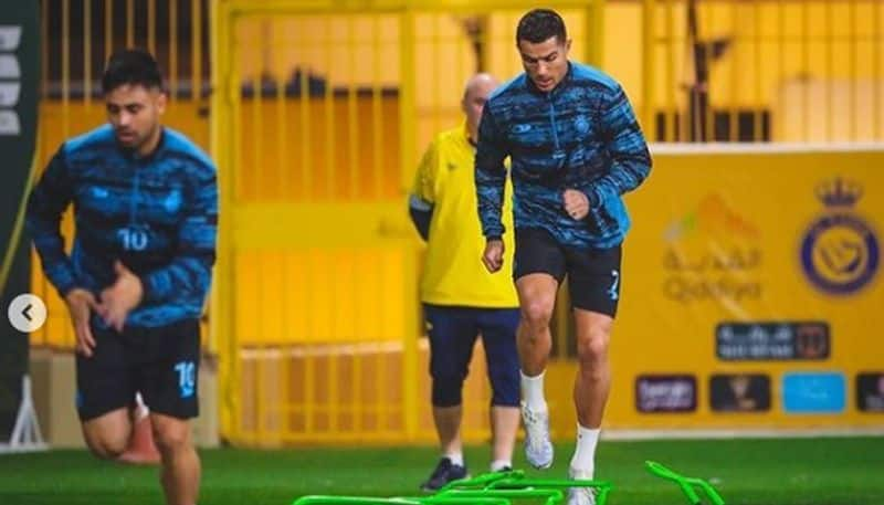 football Cristiano Ronaldo's 'work mode' on: Al-Nassr supporters impressed by legend's dedication as he awaits debut snt