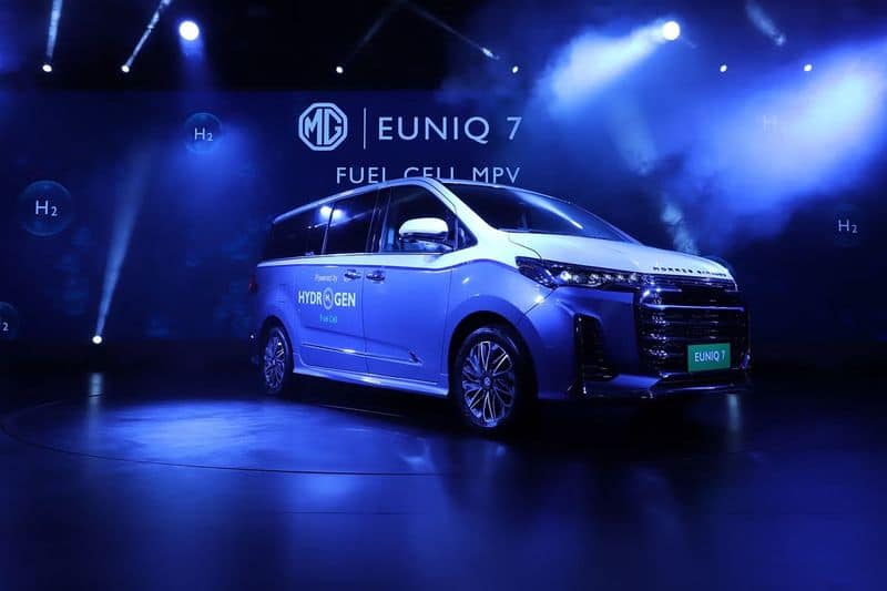 Auto Expo 2023 Meet EUNIQ 7 world's first hydrogen fuel-cell MPV full details here