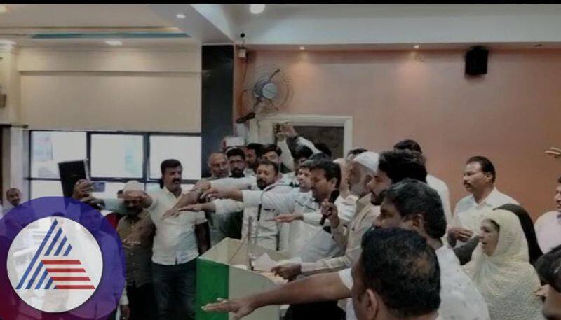 Political Pledge of Muslim Activists Swear on Allah to win Nikhil Kumaraswami sat