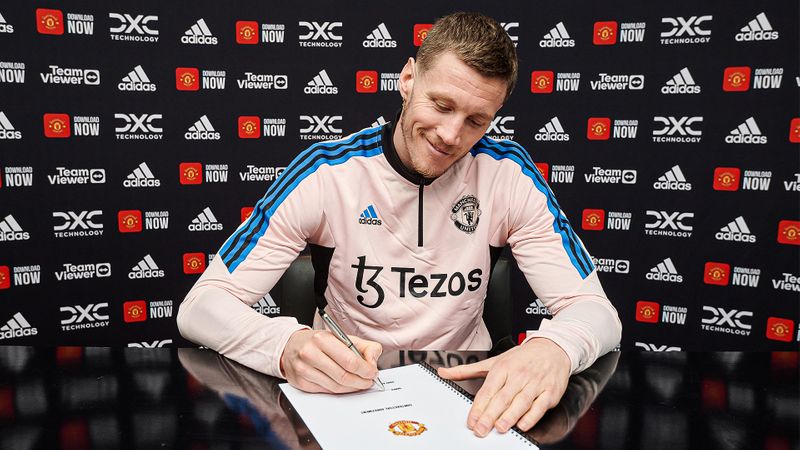 football Have seen Manchester United progress under Erik ten Hag this season - Wout Weghorst after securing loan move-ayh