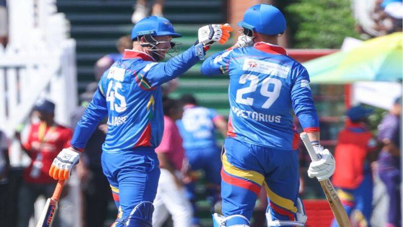 heinrich klaasen century helps durban super giants to set 255 runs target to pretoria capitals in sa20