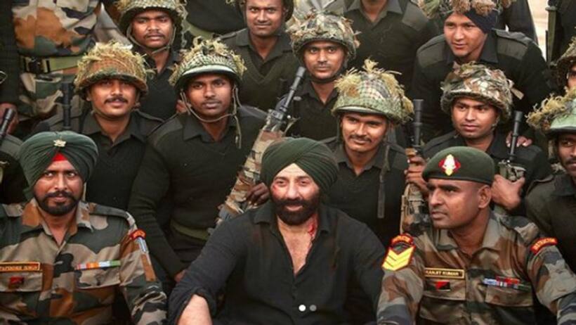 'गदर 2' की रिलीज से पहले तारा सिंह के लुक में दिखे सनी देओल, एक बोला  फिर हैंडपंप उखाड़ने की तैयारी