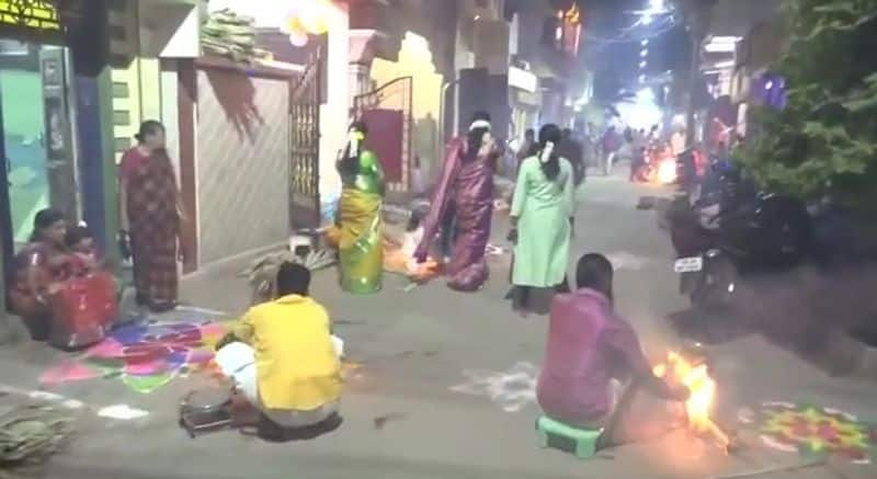 people celebrate pongal according to the traditional way at Thoothukudi