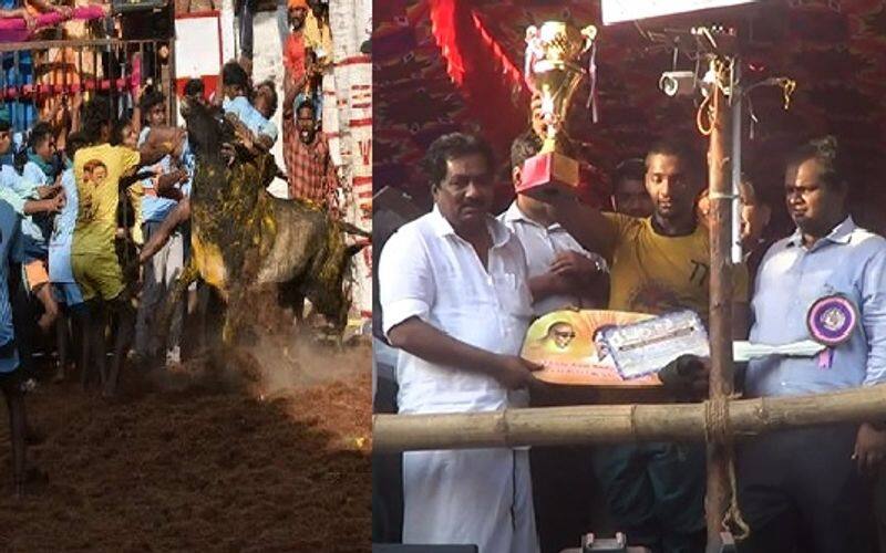 First prize for Vijay who tamed 28 bulls in Avaniyapuram Jallikattu Completion