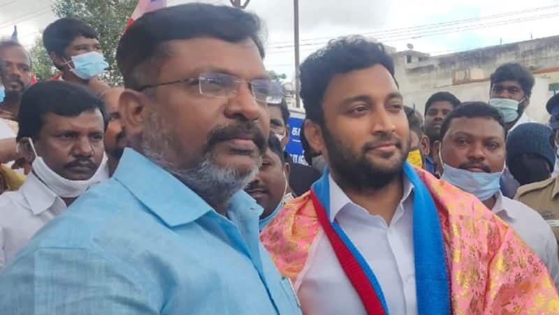 Thol Thirumavalavan campaigning for BiggBoss season 6 contestant vikraman