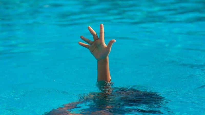 Child dies after falling in swimming pool in Narsingi - bsb