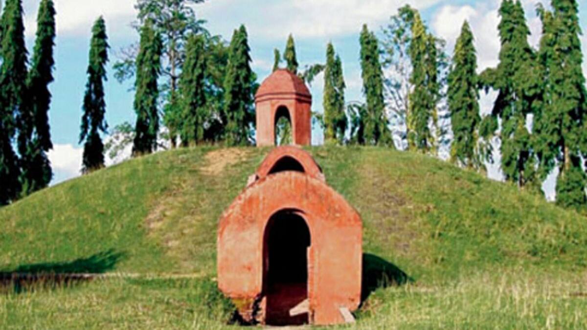 ahom Maidams
