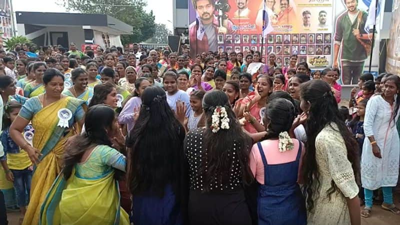 Thalapathy vijay varisu movie special show screened for ladies in coimbatore