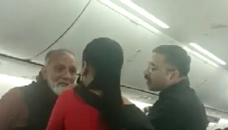 flight passengers misbehave to female cabin crew member going viral