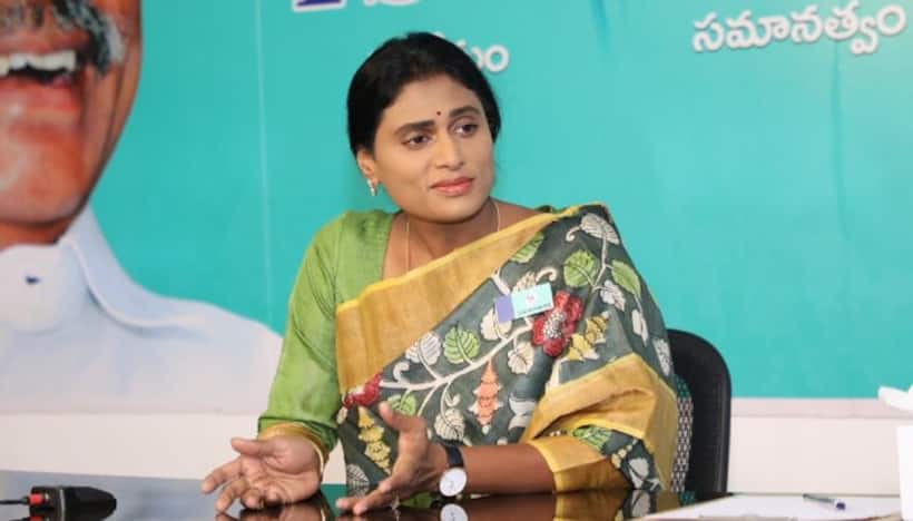 హ్యాకింగ్, లీకింగ్, కాపీయింగ్.... కేసీఆర్ పాలనలో టీఎస్ పిఎస్సి నిర్వాకమిదీ: షర్మిల ఎద్దేవా
