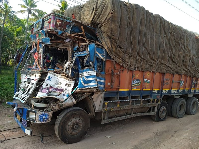 tanker lorry carrying aviation fuel collided with a cargo lorry One injured