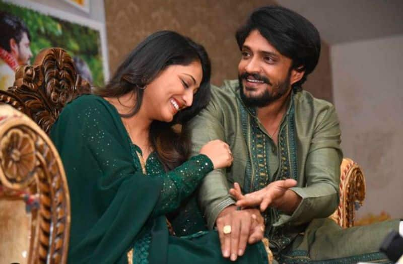 reception for actress Haripriya and Vasishtha Simha was held at a resort in Bangalore suh