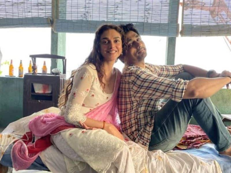 aditi rao hydari Responds On Her Relationship With Sidharth sgk