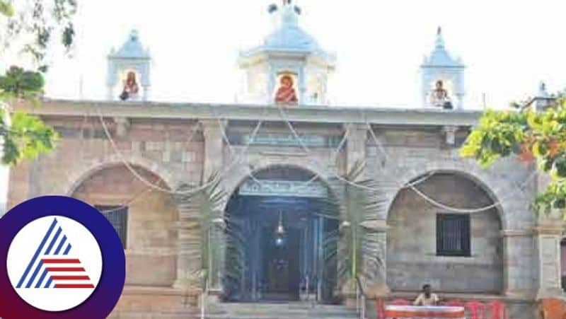 Successor issue Confusion continues at Sivananda Math gadag rav