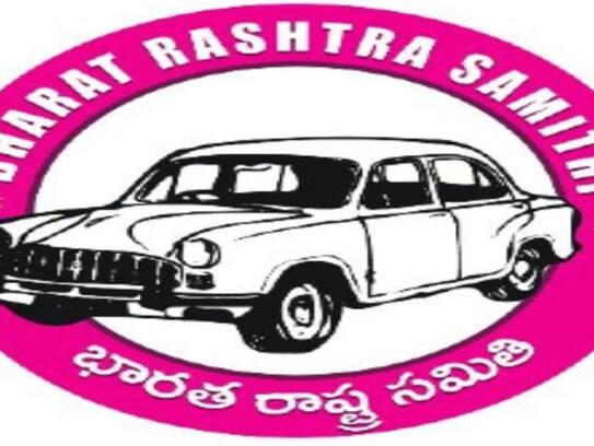 Tummala Nageswara rao  and Ponguleti srinivas Reddy invited  Balasani Lakshmi Narayana into Congress lns