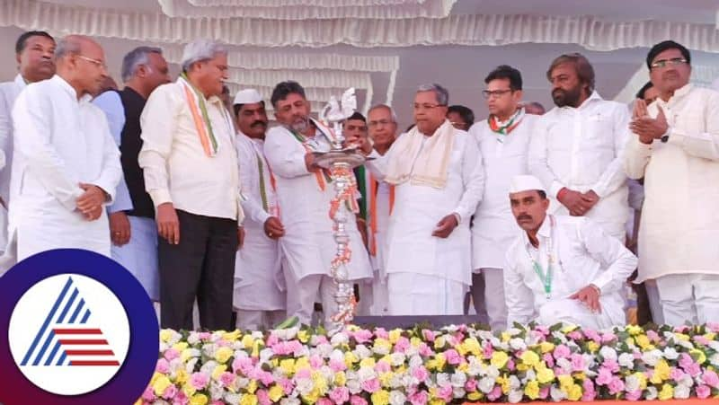 Siddaramaiah And DK Shivakumar Slams On BJP Govt At Yadgir gvd 