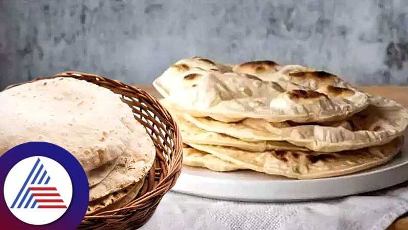 serving 3 rotis at once is considered inauspicious in many Indian households skr