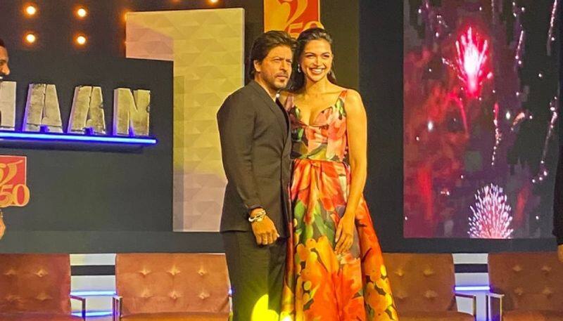 pathaan box office first monday collection shah rukh khan deepika padukone