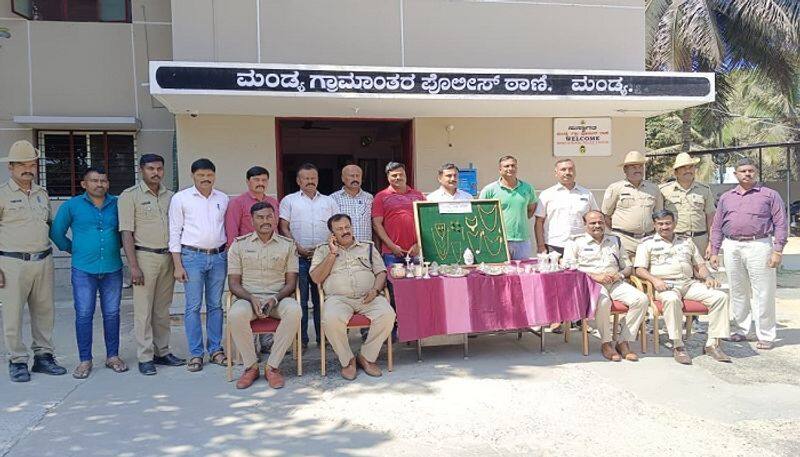 Five Arrested For Home  Theft Cases in Mandya grg 