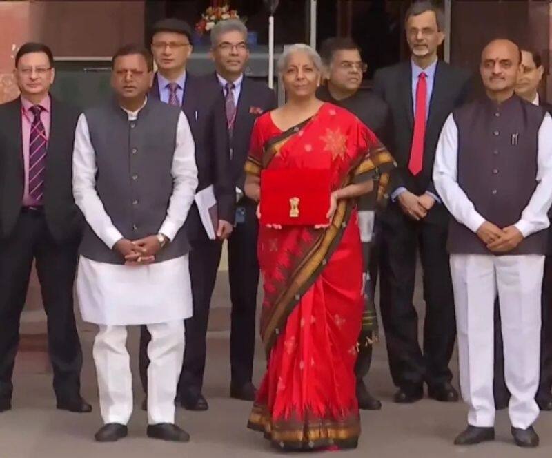 Budget 2023: FM Nirmala Sitharaman Resplendent in Red, Her Signature Sarees over the Years Vin