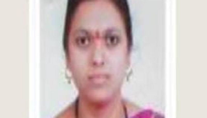 Ranebennur City Municipal Council Member Usha Chinnikatti Commits Suicide grg