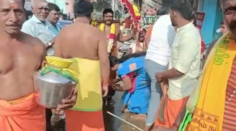 devotees perform Kavadi at Sengundhar Murugan Temple  On the occasion of Thaipusam