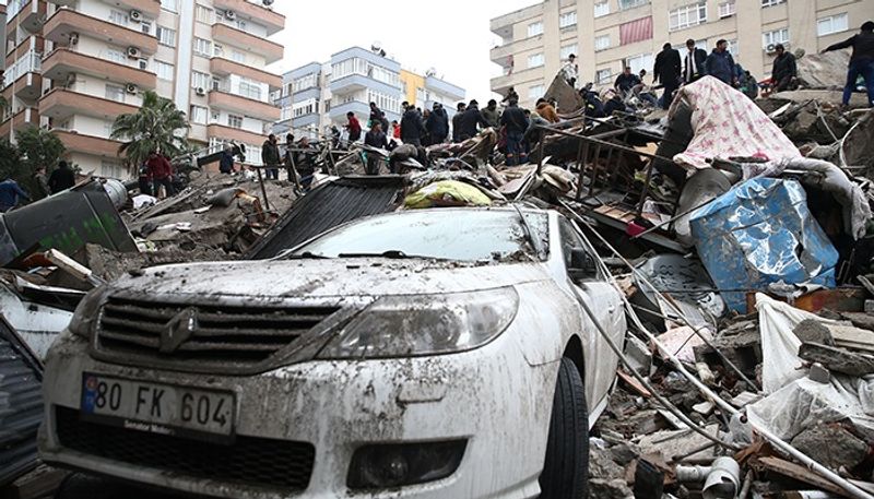 Turkey Syria earthquakes: Turkish President declares emergency rule, death toll nears 8000 AJR