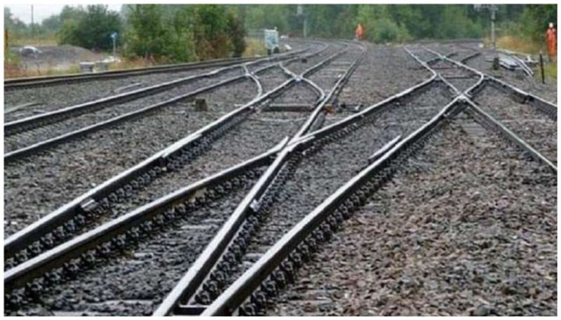 why indian railway tracks are not theft Know the reason mrq