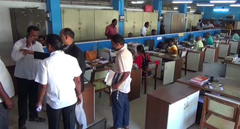 a farmer make a Confiscation action in dindigul collector office