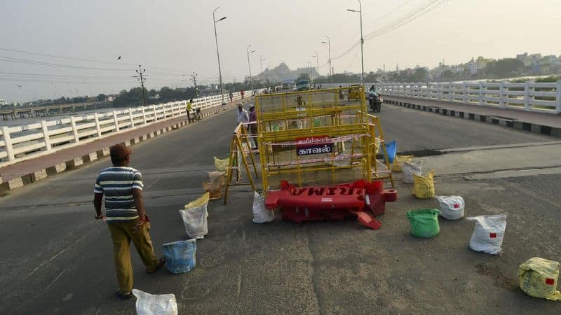 trichy cauvery bridge will be open in 15 days says district collector