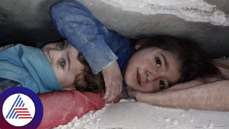 Turkey Syria earthquake, Video of 7 yr old girl shielding sibling under rubble goes viral Vin